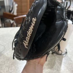 Academa Baseball ⚾️ Softball Mitt