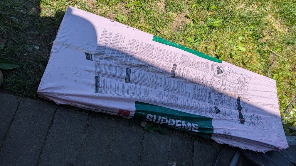 Brand New 3 Tabs Old Style Roof Shingles