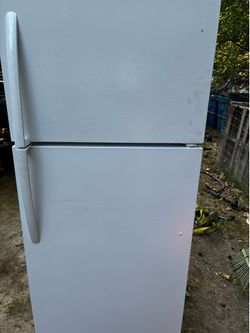 Frigidaire Refrigerator