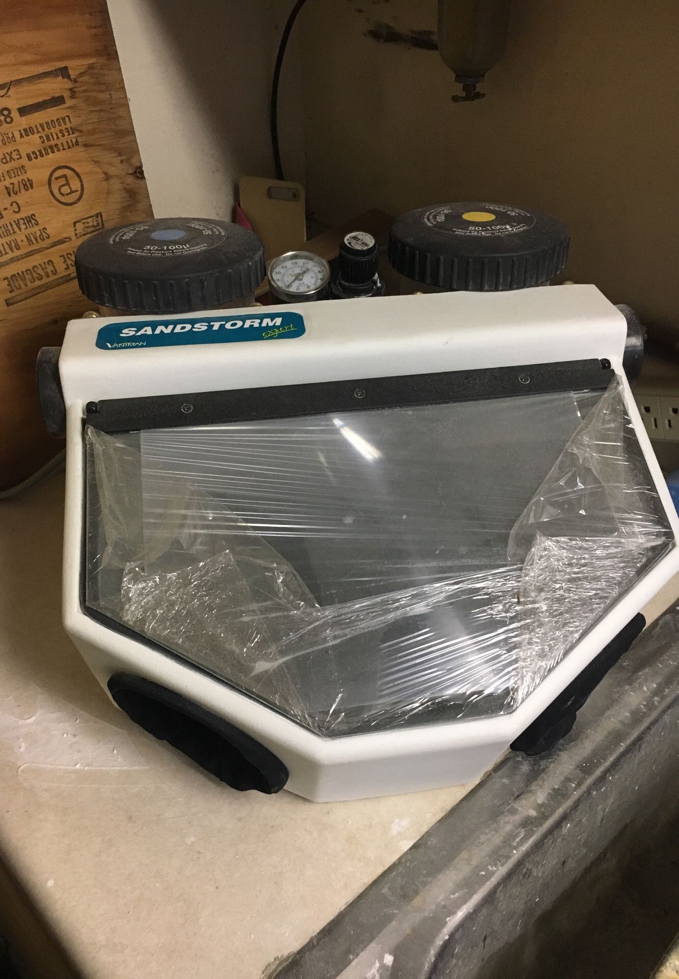 Vaniman Sandstorm expert sandblaster