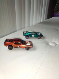 Hot Wheels Red lines