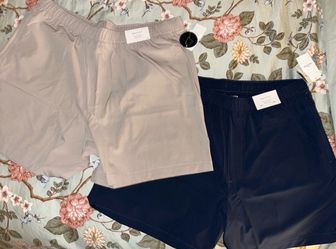 2 Hollister Hybrid Men’s Shorts