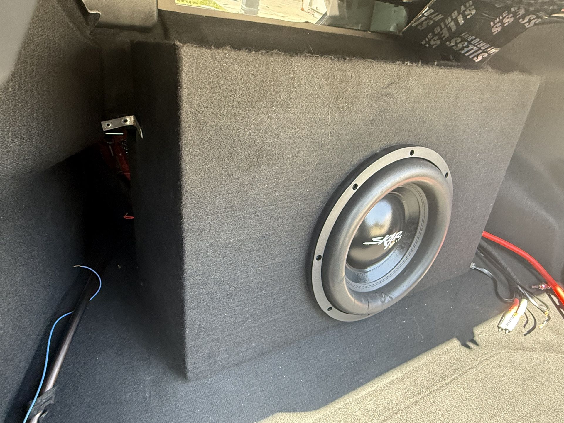 Custom subwoofer Box