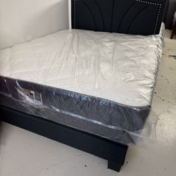 Full Bed With Mattress 