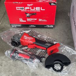 Milwaukee M18 FUEL 18V Lithium-Ion Brushless Cordless 4-1/2 in./5 in. Grinder w/Paddle Switch (Tool-Only)