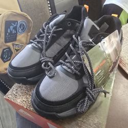 Ozark Trail Men's Hiking Shoes 9 1/2 Waterproof