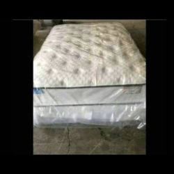 Queen bed