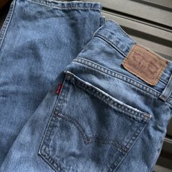 low pro straight levi’s women’s