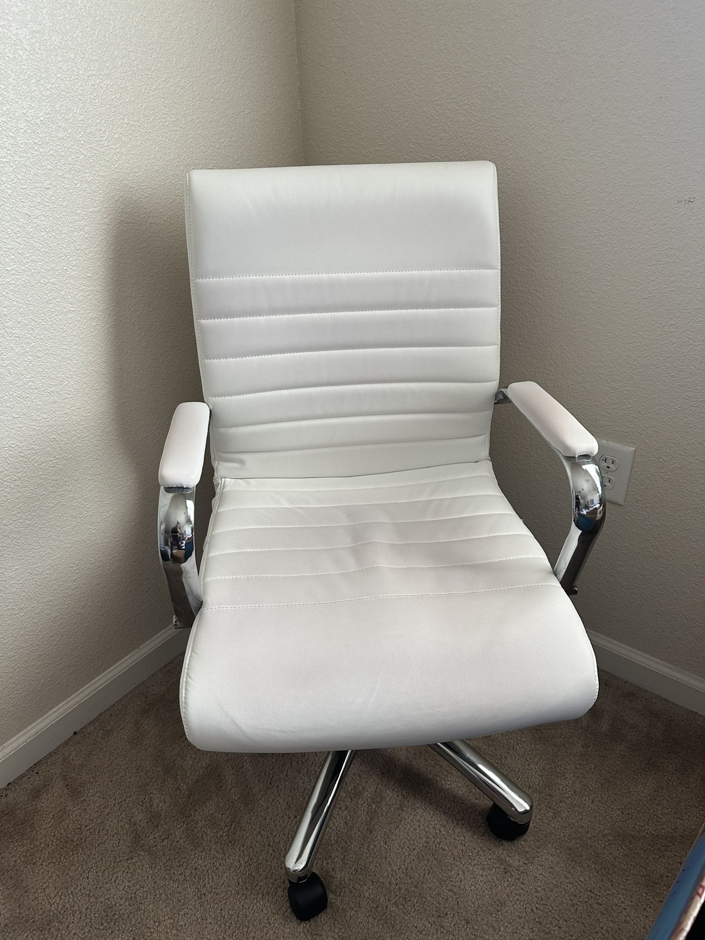 White/ivory office Chair $60