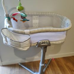 Used Baby Bassinet - Bedside Crib