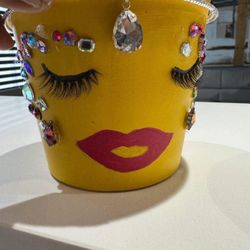 Beautiful Glamour Pots With Live Plant Included 🪴 $10 