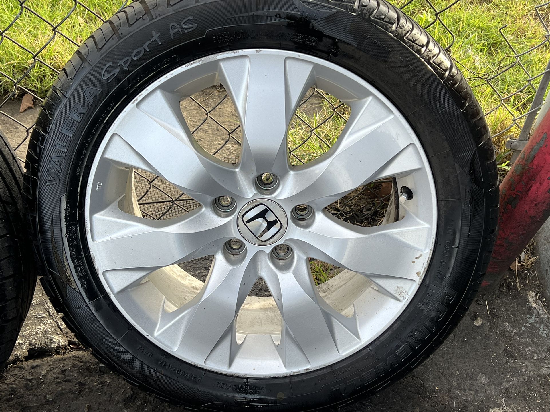 17 In Honda OEM Wheels And Tires 5x114.3 for Sale in Hayward, CA OfferUp