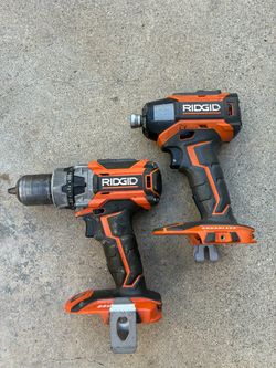 Ridgid 18V 1/2 in. Hammer Drill/Driver & 18V 1/4 in. Impact Driver (2-Tool Combo)