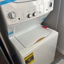 Ge Electric Washer And Electric Dryer Stacked 