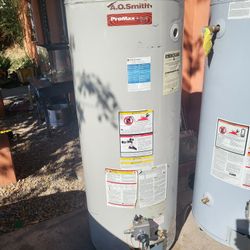 Gas Water Heater 50 Gal In Good Condition And Warranty Works Great 19th Ave And Baseline 