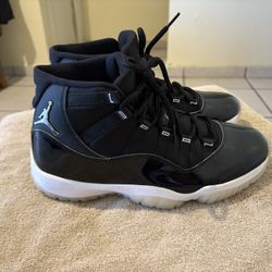 Air Jordan 11 Jubilee 9.5