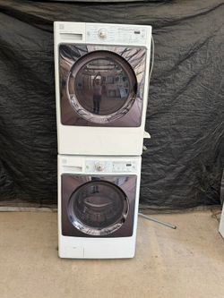 Kenmore washer and gas dryer laundry set