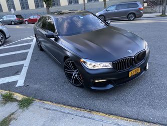 2017 BMW 750