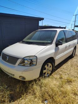 2005 Mercury Monterey