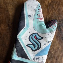 Seattle Kraken Oven Mitt