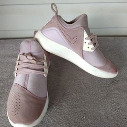 Women's Nike Lunar Charge Premium Suede Purple Sneaker 923286 500