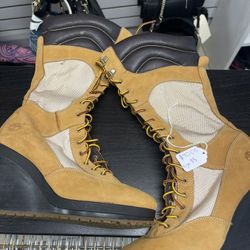Womens Boots 