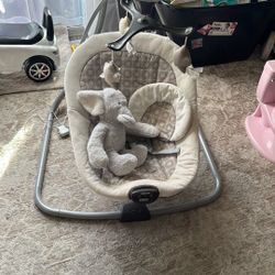 Graco Baby Swing 