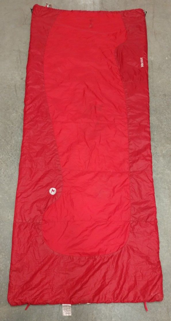 *MARMOT* Unisex "TRESTLES" 40°F Sleeping Bag ( Red)