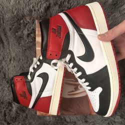 Air Jordan 1 Retro High OG ‘Black Toe Reimagined’