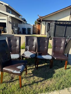 FREE 6 dining room chairs