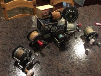 Fishing reels