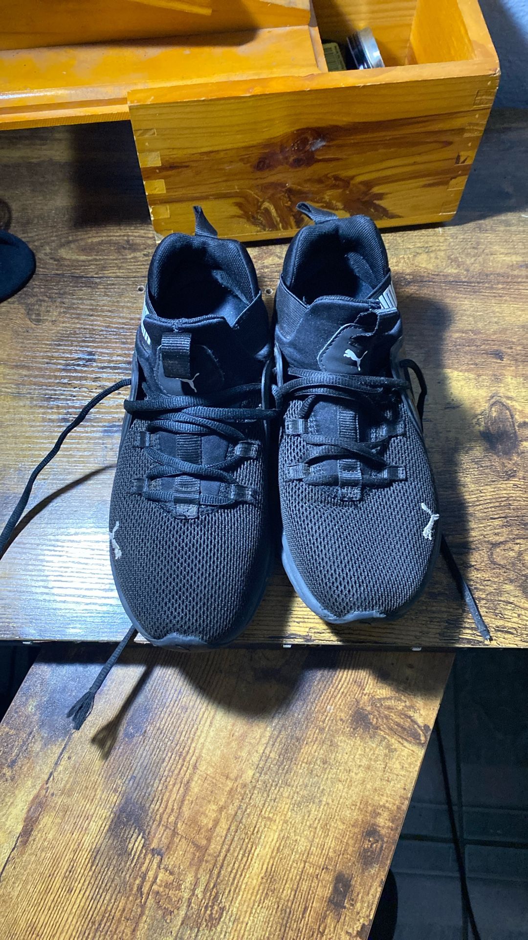 Puma Shoes Size 7.5