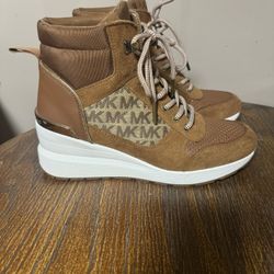 Michael Kors Wedged Sneakers 