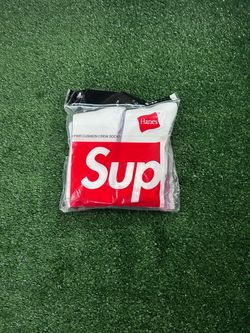 Supreme socks