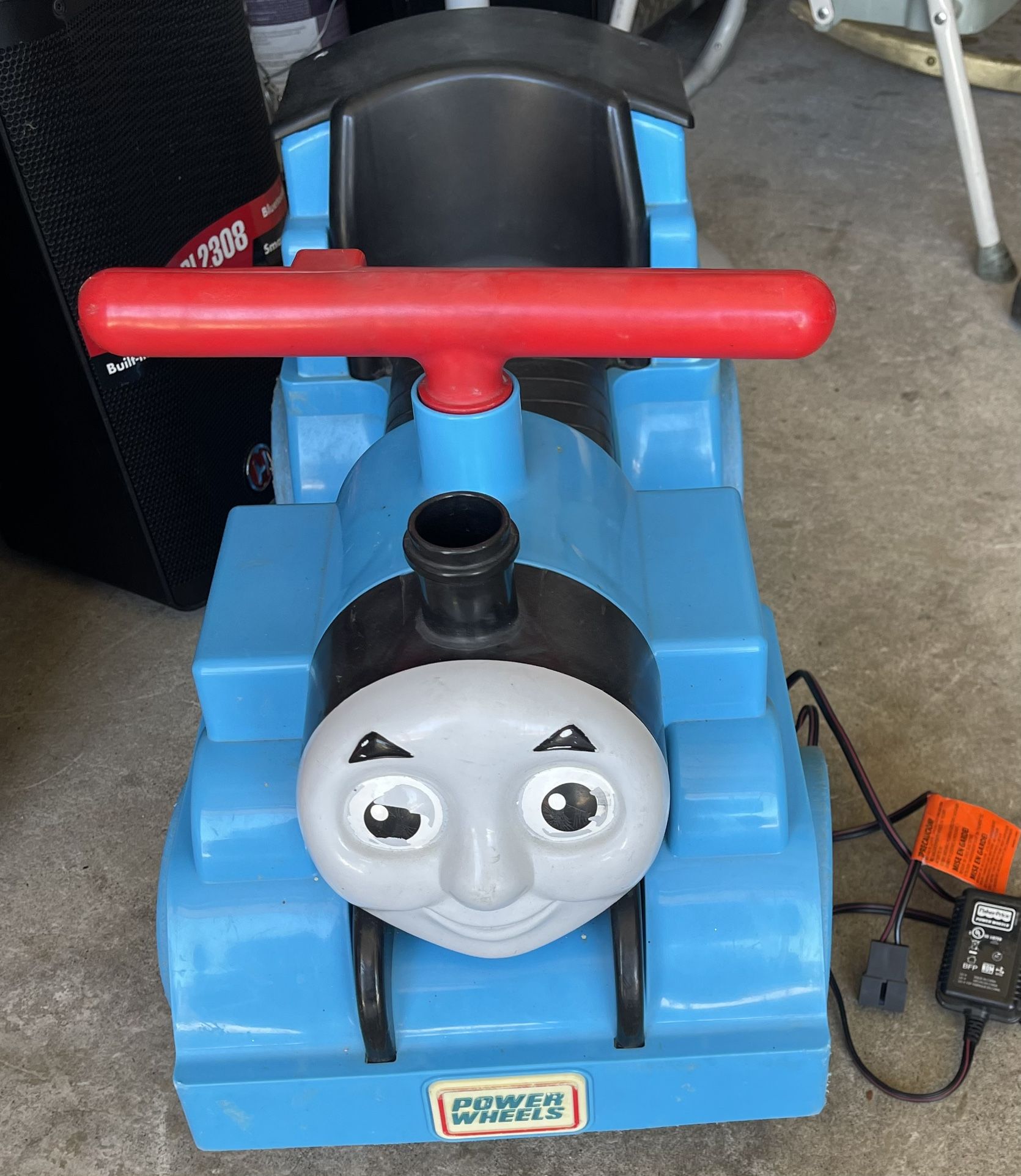 Power Wheels Thomas and Friends Thomas vehicle NO track, works great comes with charger