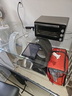 Glass table in good condition no rips