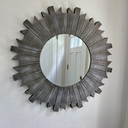 Gray Distressed Faux Weathered Driftwood Starburst Accent Mirror