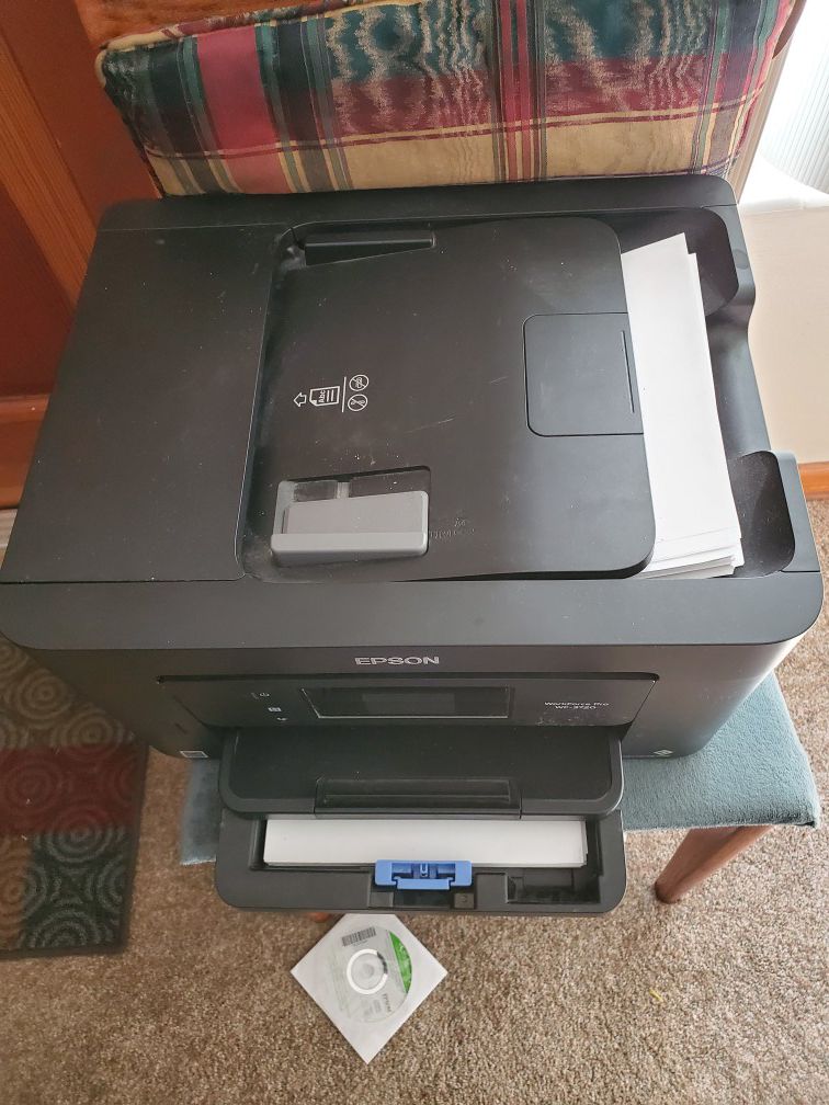 Epson copier only used once has everything with it
