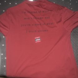 L Nike T-shirt