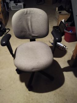 Desk chair