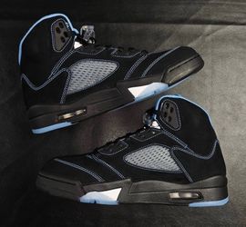 Jordan 5 Black/Carolina 8.5M