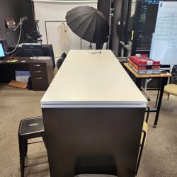 Working Counter Table