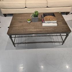 Vida Wood-Top Coffee Table