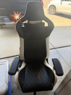 Gaming chair