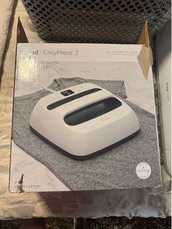 Cricut Maker and Cricut Easy Press 2