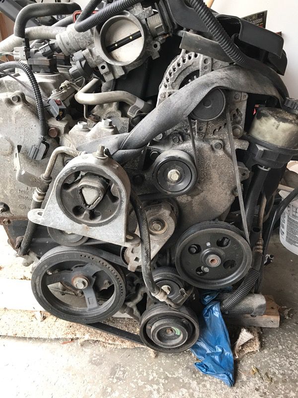 2005 Chrysler Pacifica 3.5 engine for Sale in Glendale
