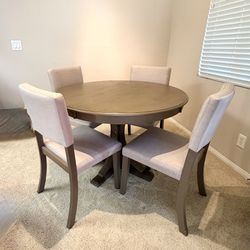 Kitchen Table & Chairs