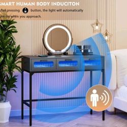 Dimmable Makeup Vanity Desk