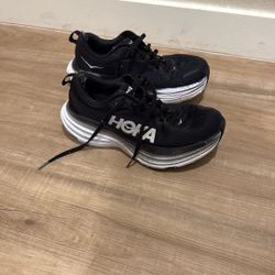 Women’s Hoka Bondi 