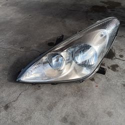 Lexus ES300 Headlight 